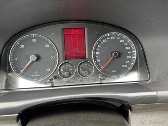 Predám Volkswagen Touran 1.9 TDI DSG - 9
