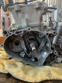 Yamaha yzf250 - 9