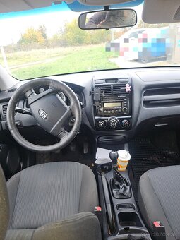 Kia Sportage 2.0 LPG/ LPG  SUV - 9