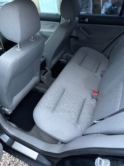 Volkswagen Golf 4 1.4 benzín - 9