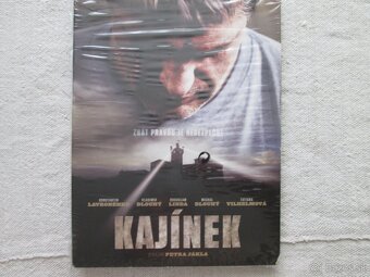 DVD zapečatené v kartónovom obale + vojnové dvd + český film - 9