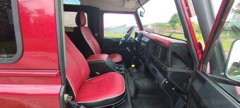 Land Rover Defender - 9