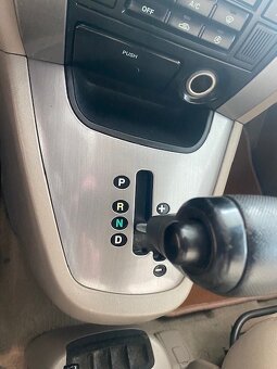 Hyundai Tuscon 2.0 CRDi Elegance 4WD Automatik - 9