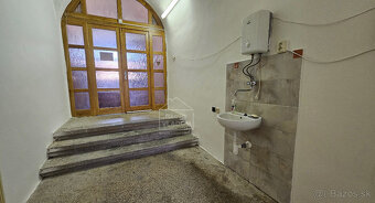 ✅ Obchodný priestor v historickom centre Prešova – 50 m2. - 9