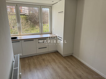 NOVOREKONŠTRUOVANÝ 3-izb.byt, Bielocerkevská ul., - 9