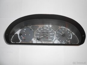 Budiky Fiat Punto / s otačkomerom, aj bez otačkomera / - 9