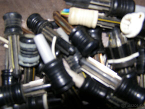 WK konektory,pätice,audiovajíčka/audiotransformátory/ - 9