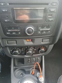 Dacia Duster 1.6 - 9