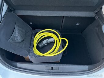 predám opel corsa E - 9