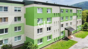 1-izbový byt na prízemí v tichej časti Revúcej – ideálny na - 9
