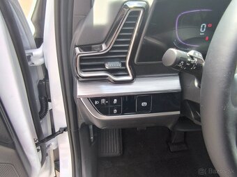 Kia Sportage 1.6 T-GDi FWD M6 GOLD MY25 - 9