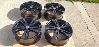 Nissan quashkai 5x114,3 r18 honda cr-v toyota renault - 9