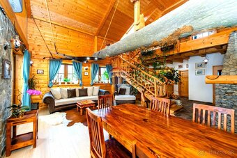 PREDAJ, Rodinný dom, Snina, Ul. Jesenského, pozemok 5784 m2, - 9