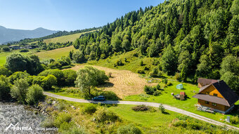 FINREA│Slnečný, rovinatý pozemok v Habovke 1700m2 - 9