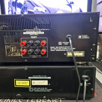 AKAI CD-37..cd prehrávač + AKAI AM-37..integrovaný zosilovač - 9