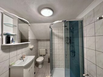 MAĎARSKO - SZENDRO 4 IZBOVÝ RODINNÝ DOM NA KĽUDNOM MIESTE - 9