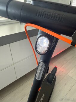 Predam elektricku kolobežku ninebot e2 pro - 9