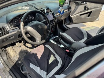 Peugeot 407SW - 9