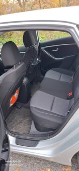 Hyundai i30 1.4 CRDi DOHC 16V Classic - 9