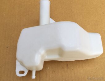 Nová olejová nádržka a nový predný blatník - 9