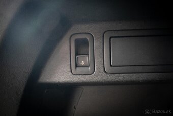 Volkswagen Tiguan R-line 2.0TDi 140kw DSG 4x4 virtual keyles - 9