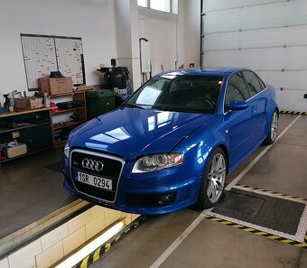 Prodám Audi RS4 4.2 V8 Exclusive B7 - 9
