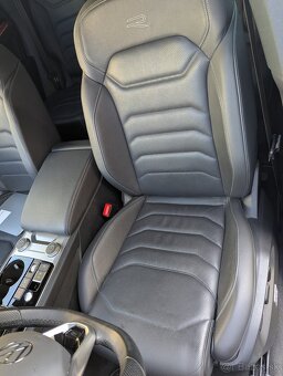 Volkswagen Touareg 3.0TDi R-line 4Motion TipTronic - 9