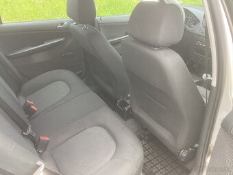 Škoda fabia 1.4 16V - 9