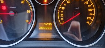 Predám Opel Astra Combi 1.7 CDTI - 9