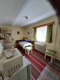 Chalupa rodinný dom v krásnom prostredí obce Turček - 9