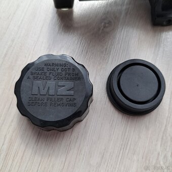 MZ 150 etz, MZ 251 ETZ maska, chrániče rúk, karburátor - 9