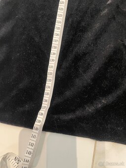 Luxusné zamatové šaty - 9