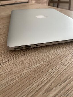 MacBook Air 13" (2017) - 9