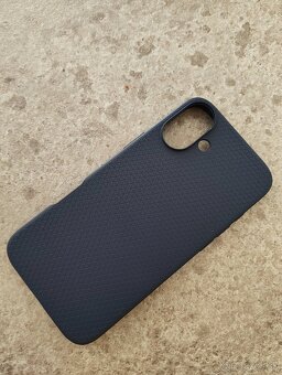 Apple iPhone 16 Plus 128GB - 9
