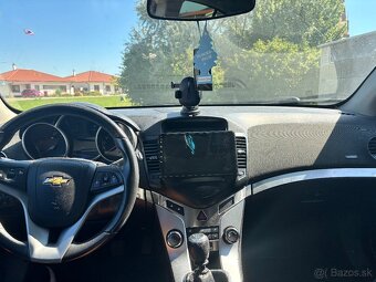 Chevrolet Cruze - 9