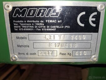 John Deere 3045R - 9