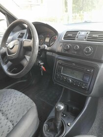 Škoda Roomster praktik 1,4 benzin - 9