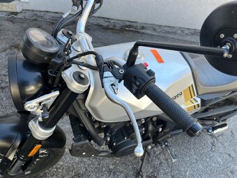 Brixton Crossfire 500 - 9