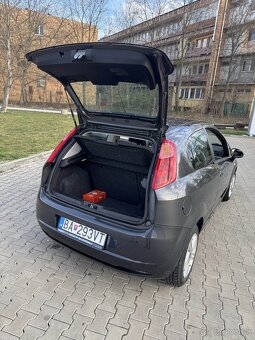 Fiat grande Punto 1.2 48kW 2009 97 000km - 9