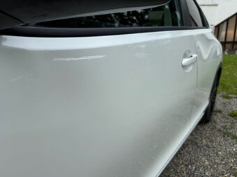 Predám Honda Civic 1.8 i-VTEC Executive 2013, 104 kW - 9