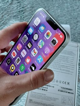 iPhone 16e 128GB white - 9