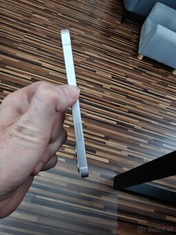 Predám Apple iPhone 13 256GB/biely+príslušenstvo - 9