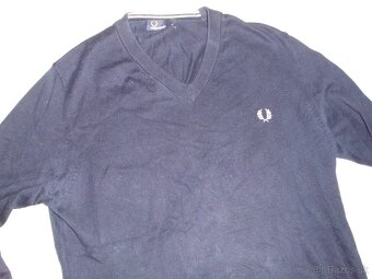 Fred Perry pánsky sveter tmavomodrý  M - 9