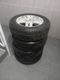 originál disky r15 Volkswagen 4 na zimných pneumatikách - 9