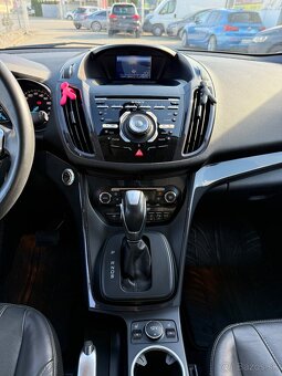 Ford KUGA 2.0TDCi 4WD Titanium A/T - 9