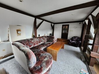 Na predaj starší rodinný dom, pozemok 246 m2, Zliechov. - 9