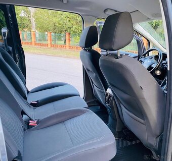 Ford Grand C-Max 2.0TDCi Titanium - 9
