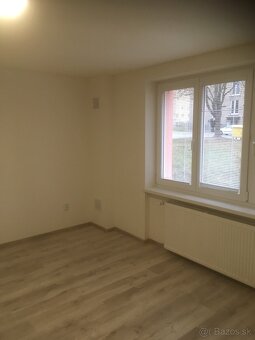 🏠 65M2 BYT HANDLOVÁ TOP LOKALITA - 9