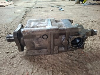 Nahradne diely tatra 815 - 9