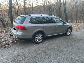 Volkswagen Passat b7 Alltrack 2.0 TDI BMT 4MOTION - 9